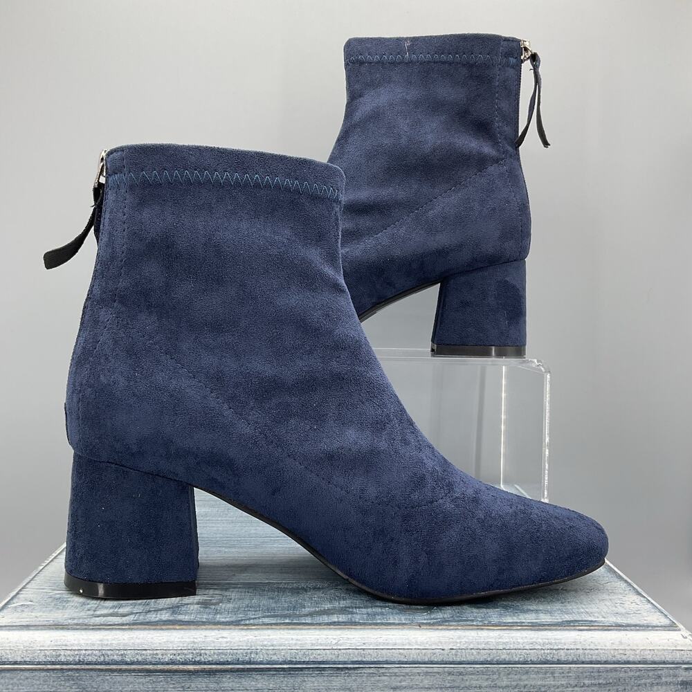 NEW C.Paravano Women’s Ankle Boots Navy Size 5
